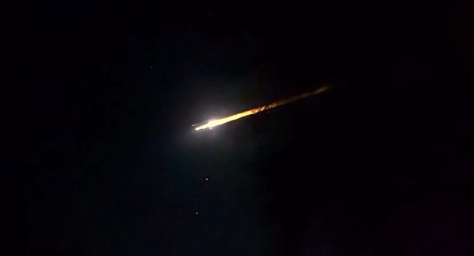 Mysterious light soaring across Aussie night sky was from a confirmed Russian rocket