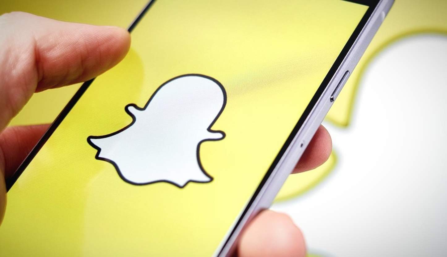 snapchat AI chatbot Criticising Prominence - tech news