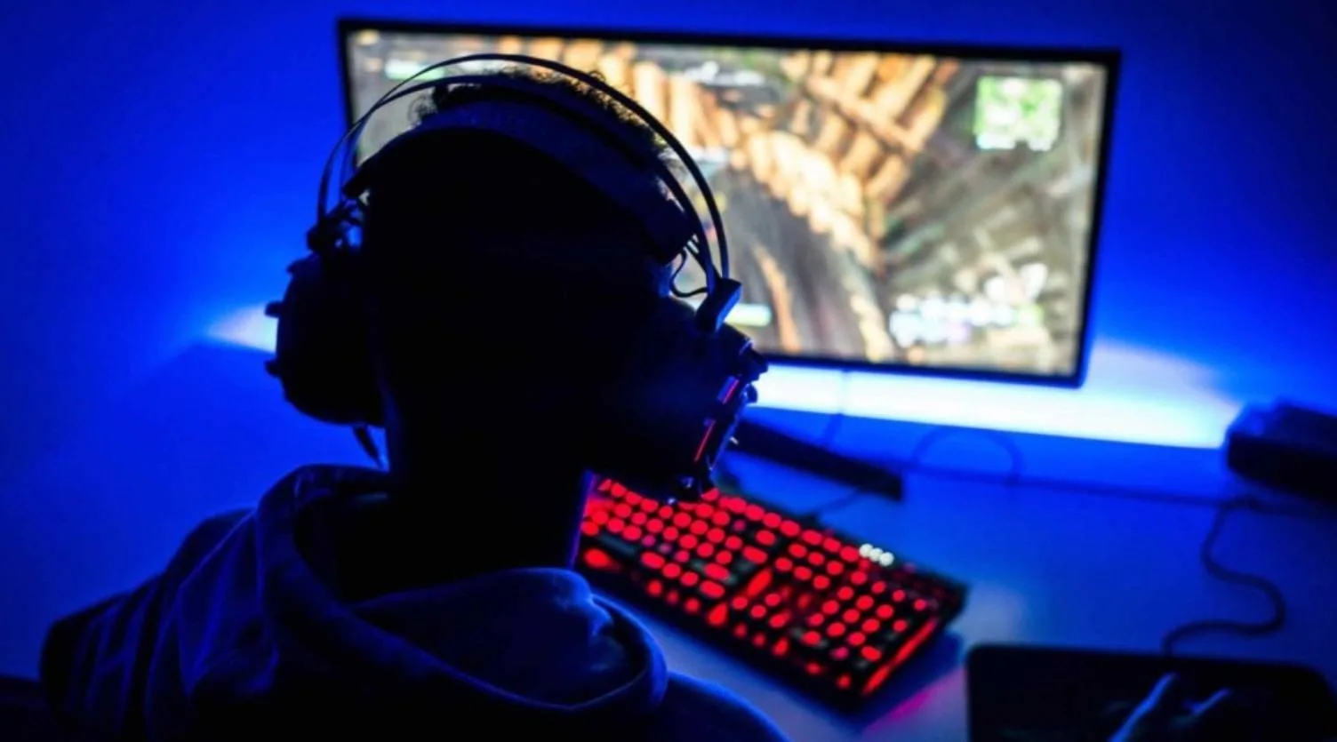 India online gaming market grow 2025