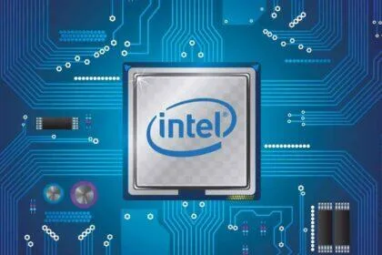 Intel splits graphic chips unit in two