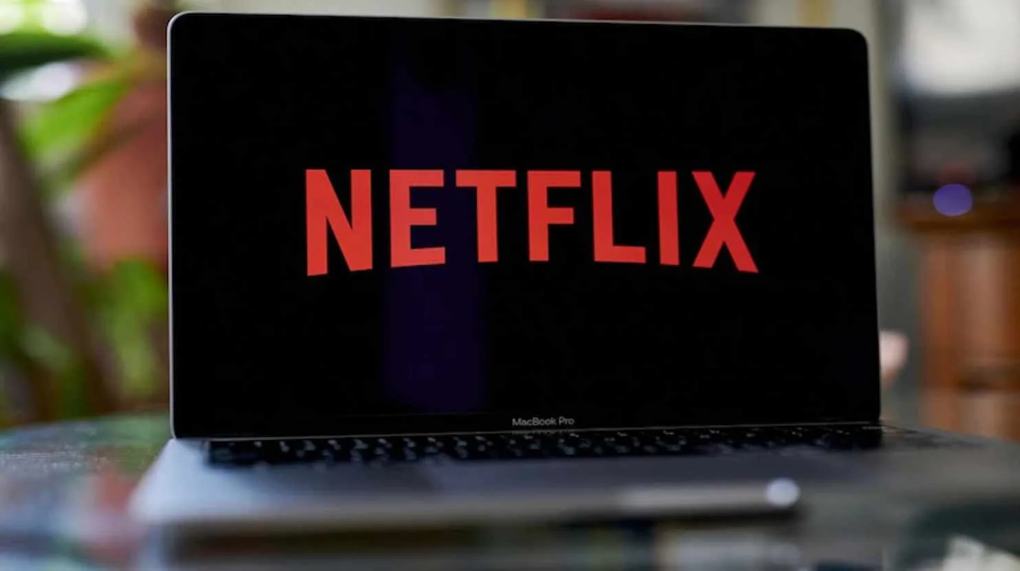 nexflix shares jump 14%